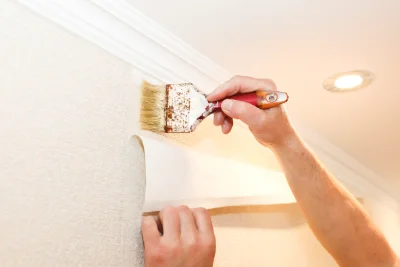Pose de papier peint à Ymeray — revêtements muraux et toiles de verre